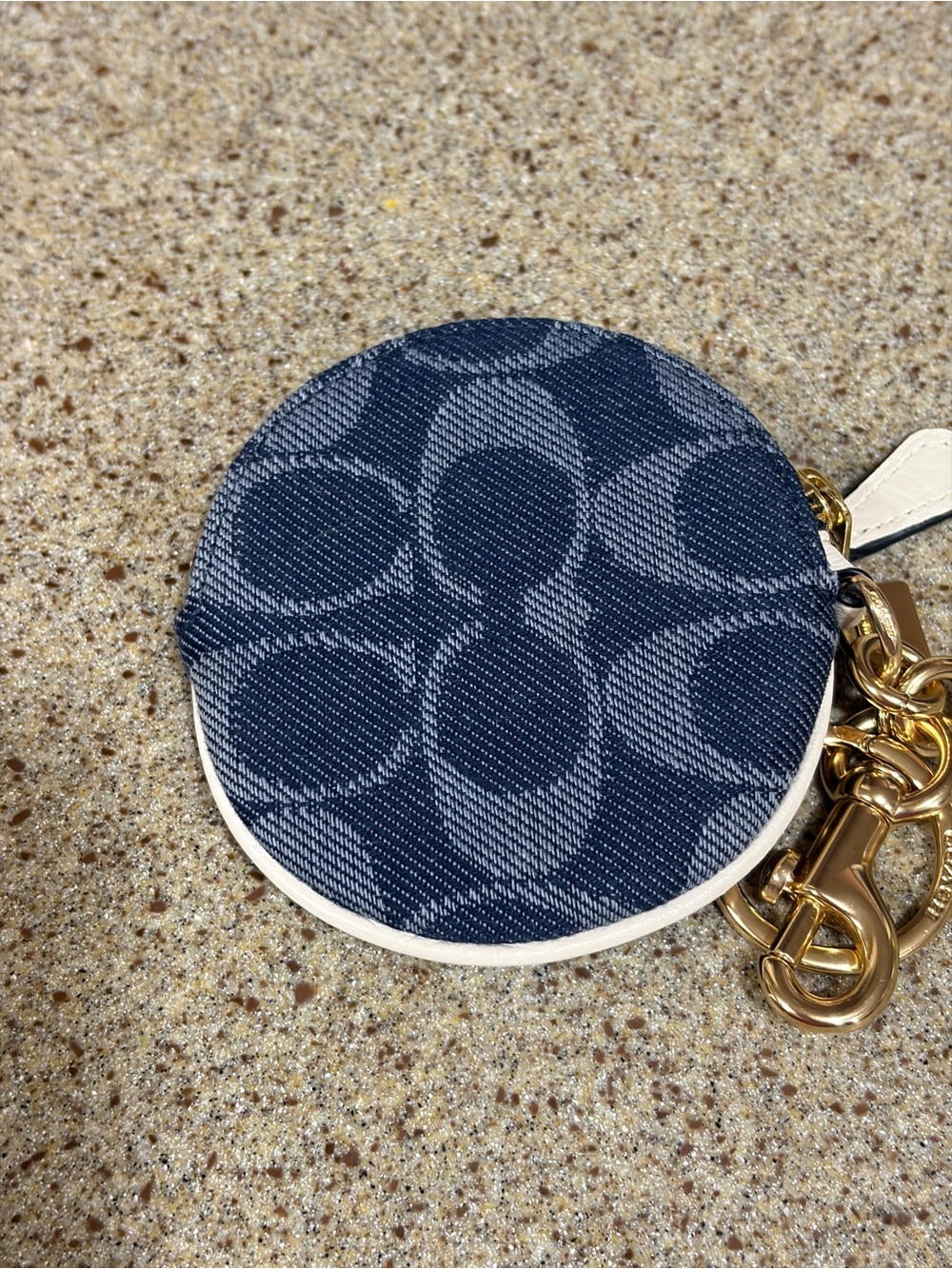 🎀🎀🎀WEEKEND SALE 🎀🎀🎀Coach denim coin purse/ bag charm - Picture 3 of 11